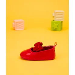 Bailarina niña roja