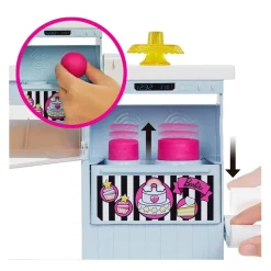 Barbie - Barbie y su pastelería