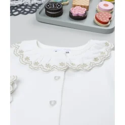 Body bebé blanco con cuello bordado