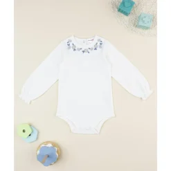 Body de niña blanco con bordado floral
