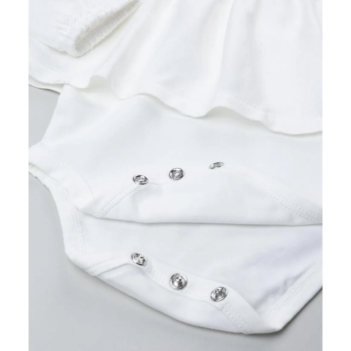 Body de niña blanco con cuello bordado