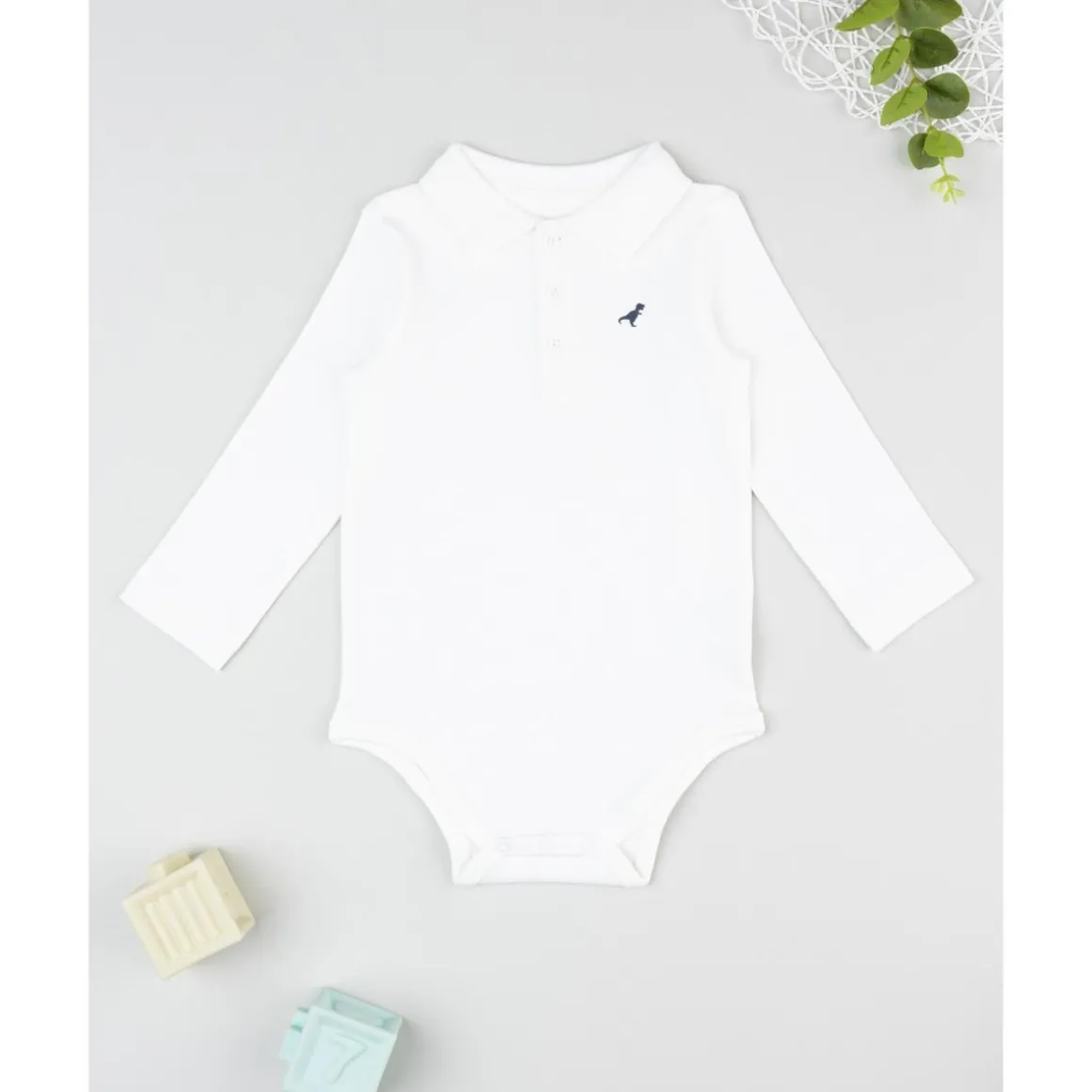 Body infantil blanco con bordado