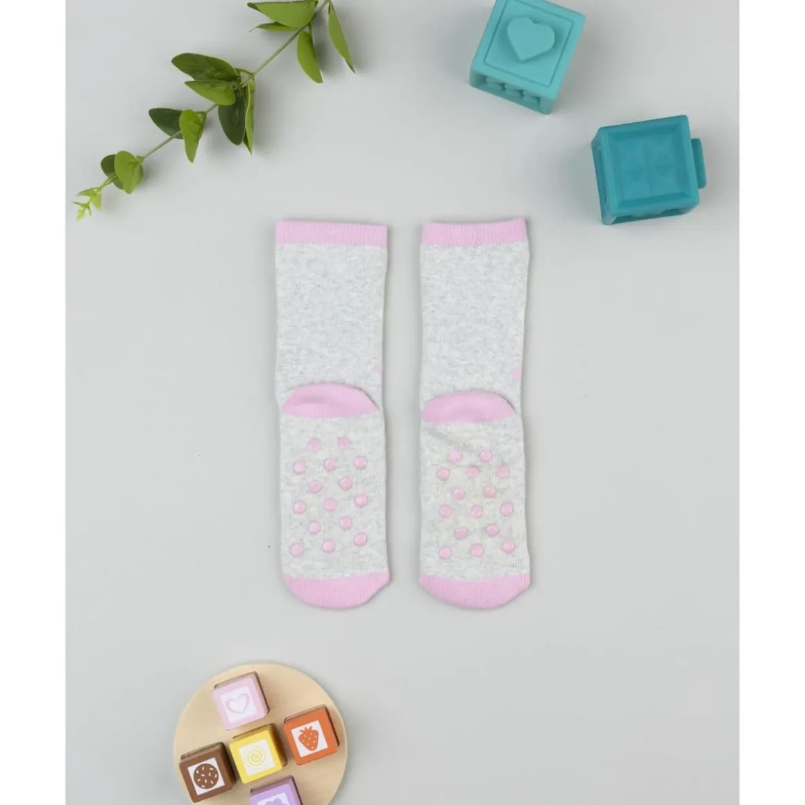 Calcetines antideslizantes para niña gris y rosa con flores