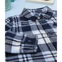 Camisa de niño de franela azul