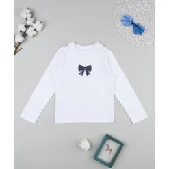 Camiseta cuello alto niña blanca con lazo