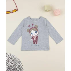 Camiseta de niña gris con estampado