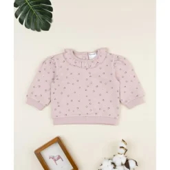 Camiseta rosa de niña con corazones y volantes