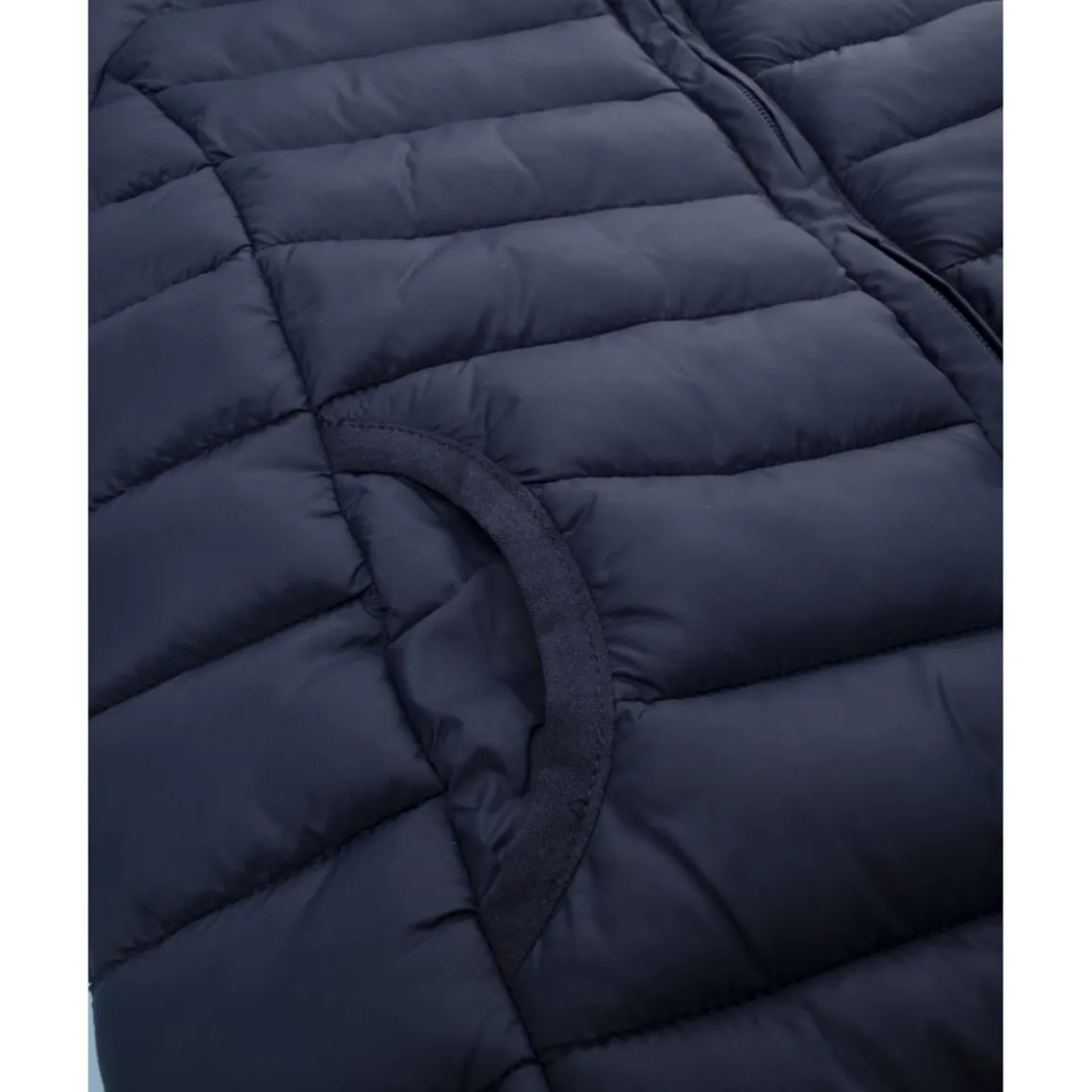 Chaqueta azul niño con material reciclado