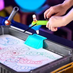 Crayola - Colourwhirls Arena de Combate + 4 Pinta Peonzas