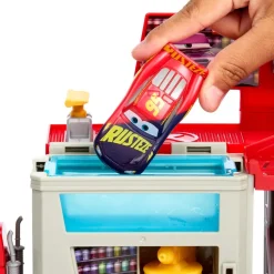 Disney - Cars - Camión taller cambia color juego de juguetes ㅤ
