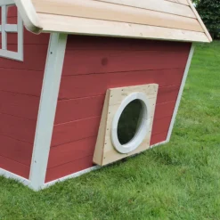 EXIT - Casita Fantasía de madera roja