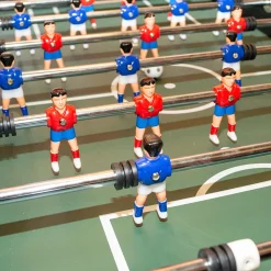 Futbolín Silver con jugadores de piernas abiertas