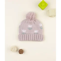 Gorro rosa con pompón y bordado para niña