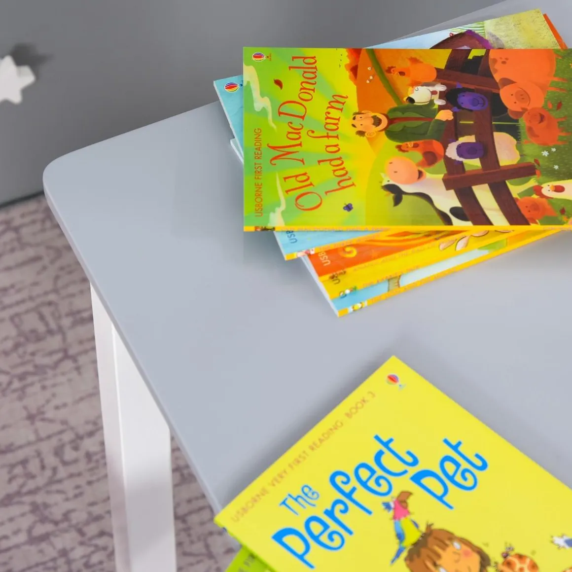 Homcom - Conjunto Infantil Mesa + Banco + 2 sillas madera