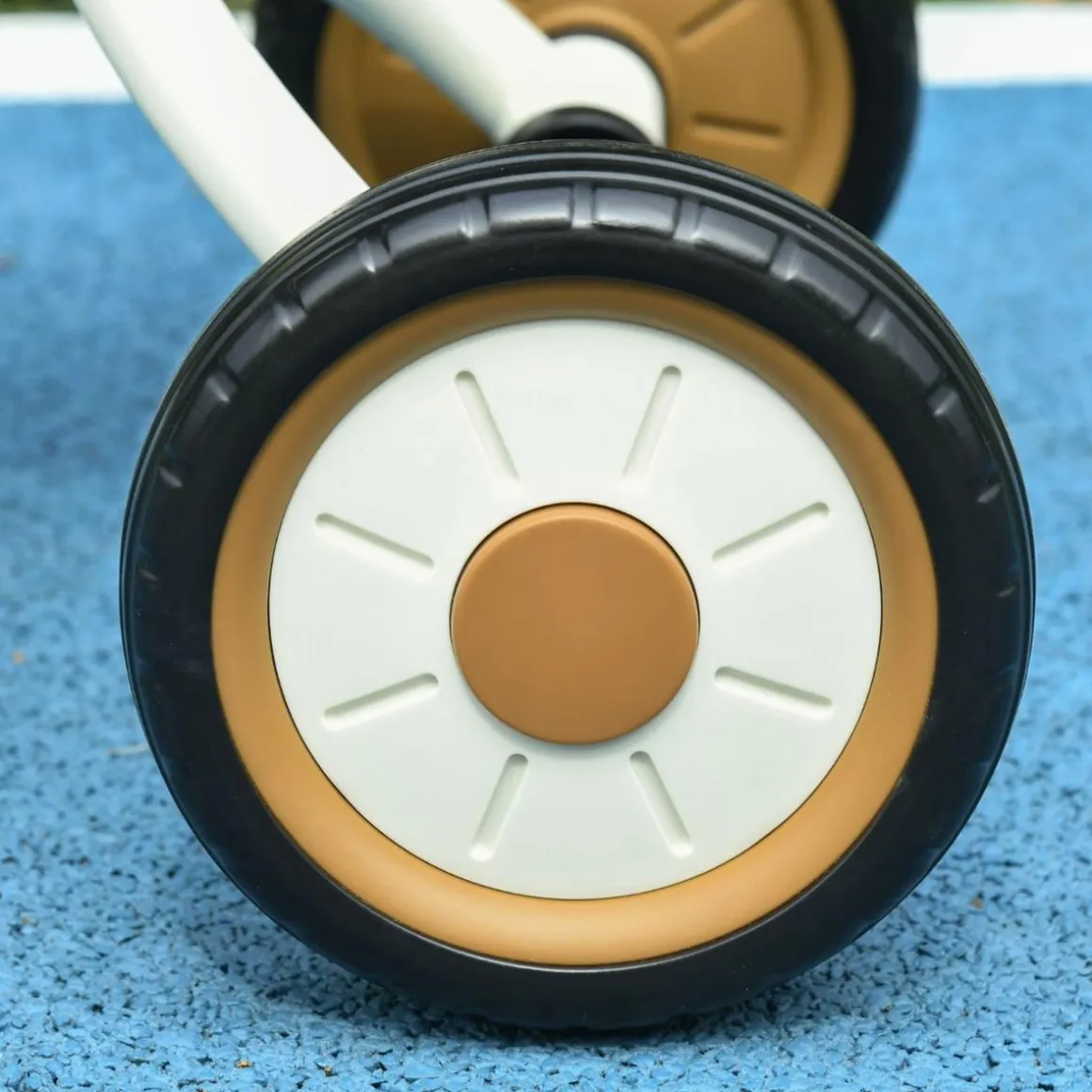 Homcom - Triciclo infantil Beige