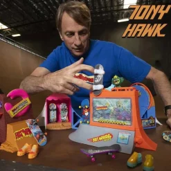 Hot Wheels - Monopatín de juguete con zapatillas para dedos, modelos surtidos (Varios modelos) ㅤ