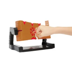 Karate Kai rompe el tablero