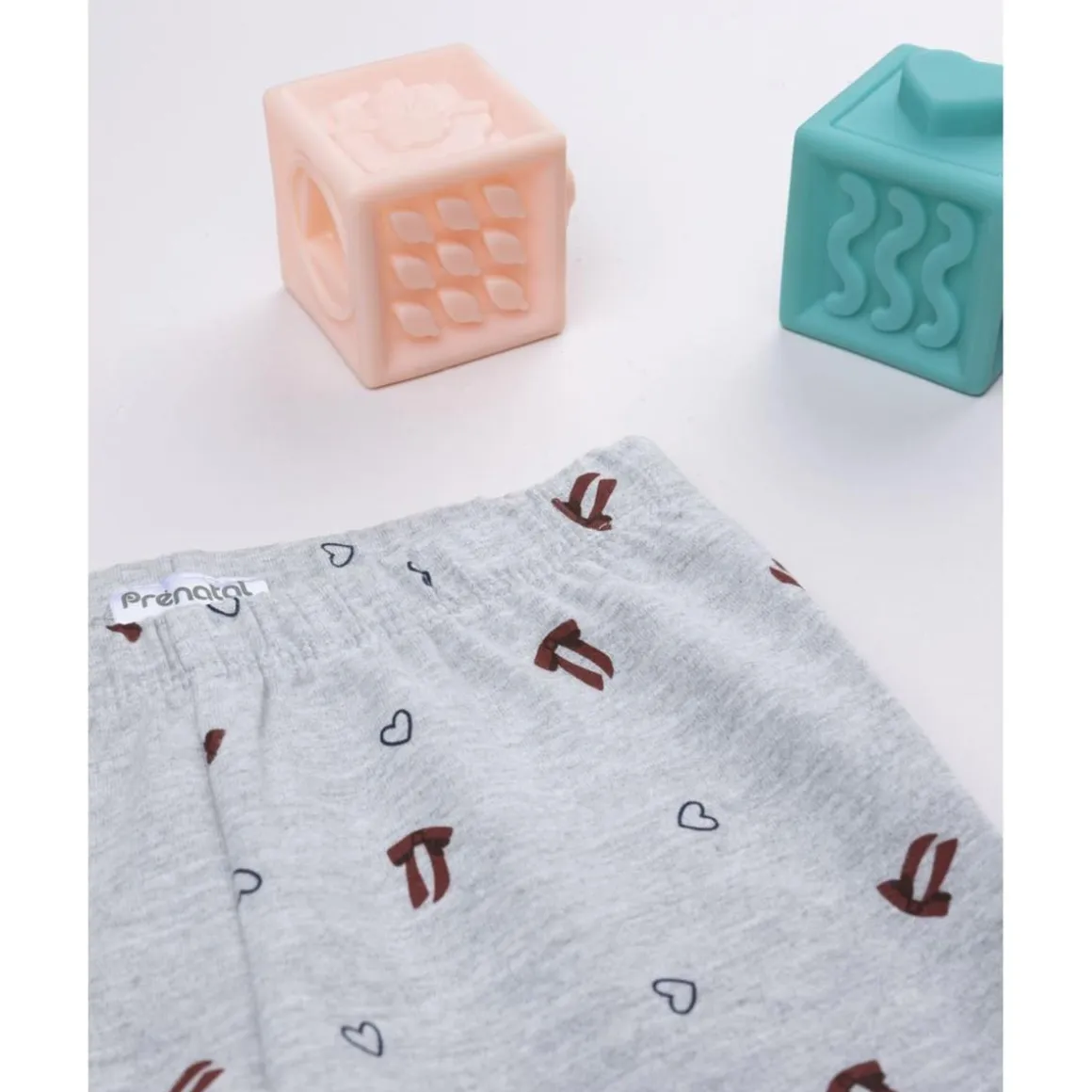 Leggings niña grises con corazones y lazos