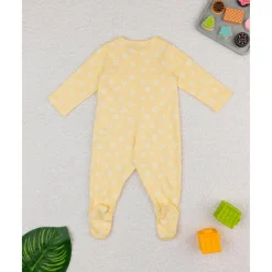 Mameluco de niña amarillo con margaritas por todas partes