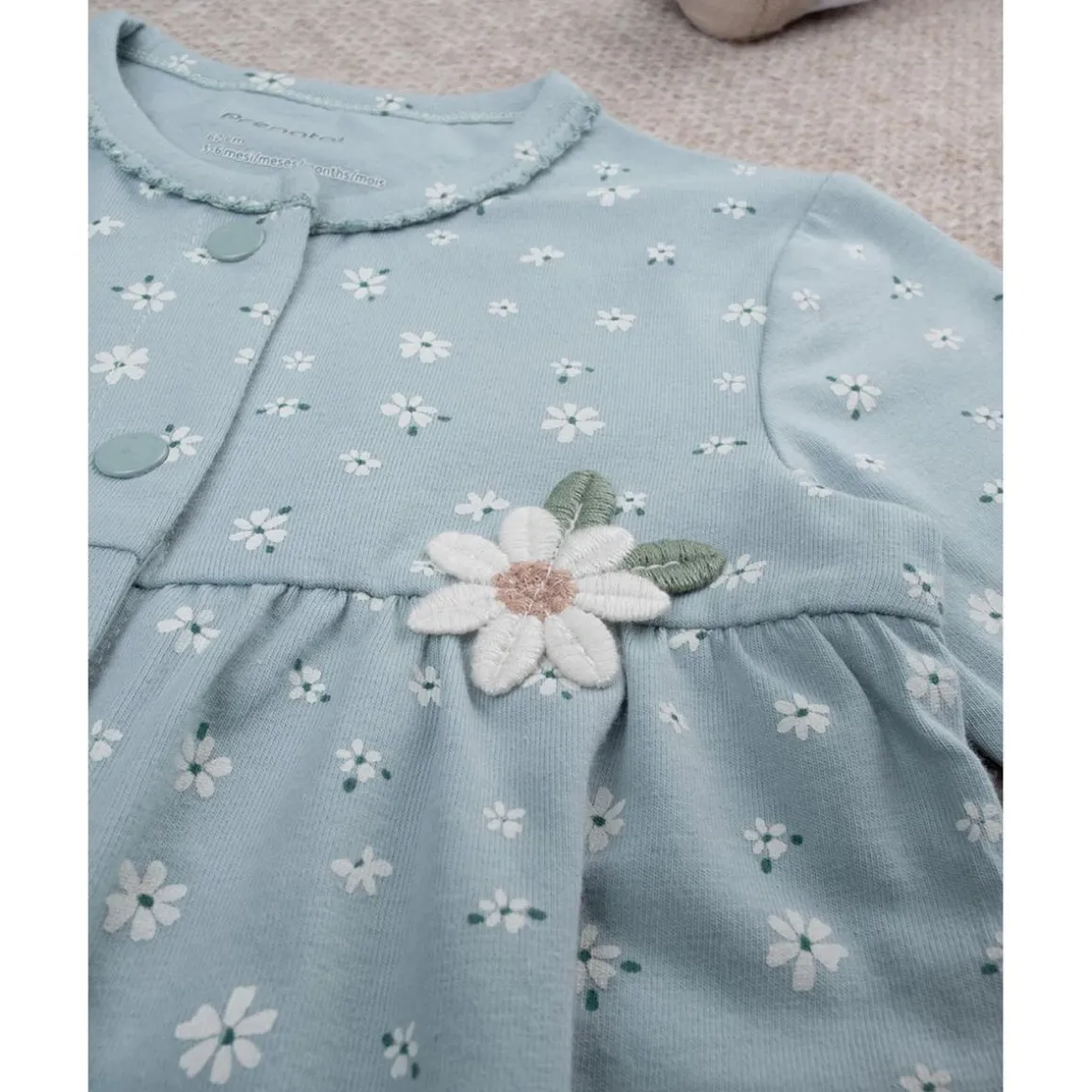 Mameluco verde margaritas para niña