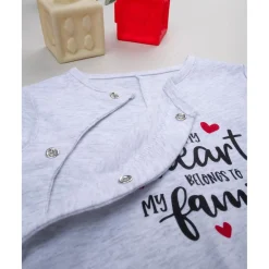 Mono unisex gris con escritura