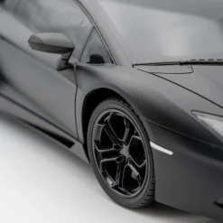 Motor & Co - RC Lamborghini Aventador 1:10