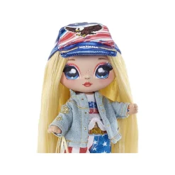 Na! Na! Na! Surprise - Erika Featherton - Muñeca Glam Serie 2