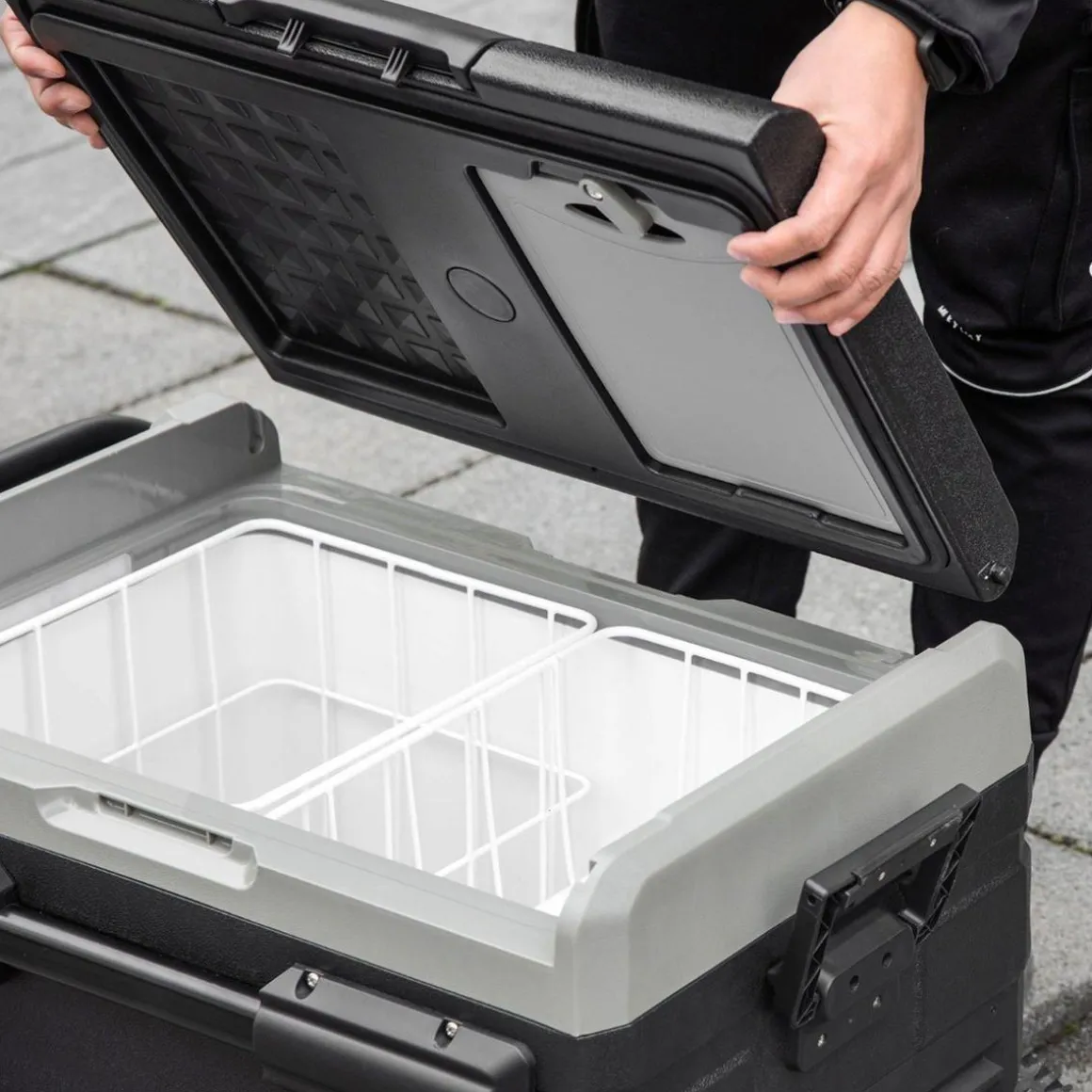 Outsunny - Nevera congelador portatil 40L Negro