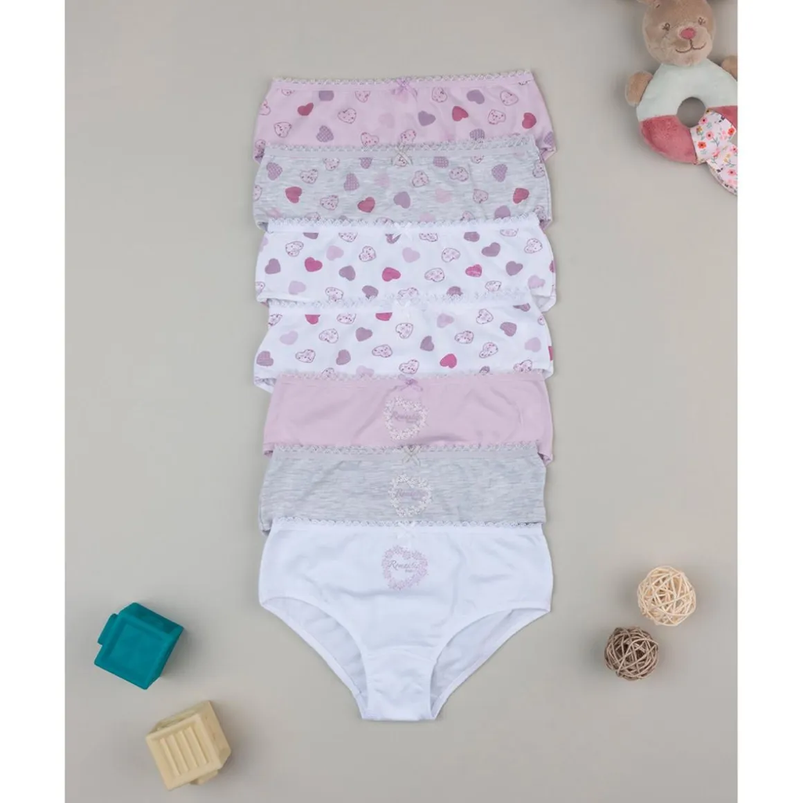 Pack 7 braguita niña corazones