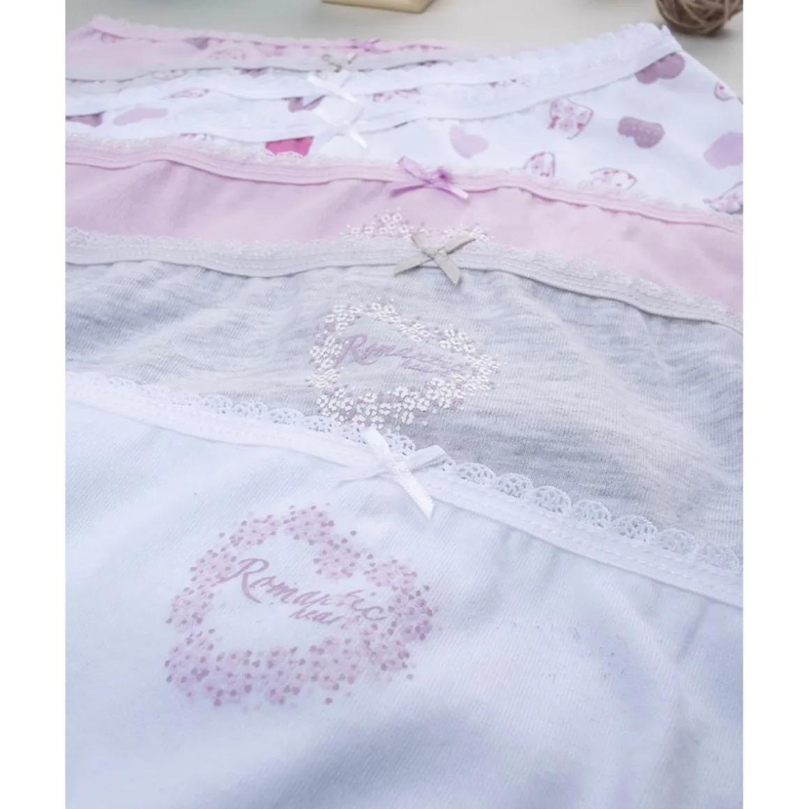 Pack 7 braguita niña corazones