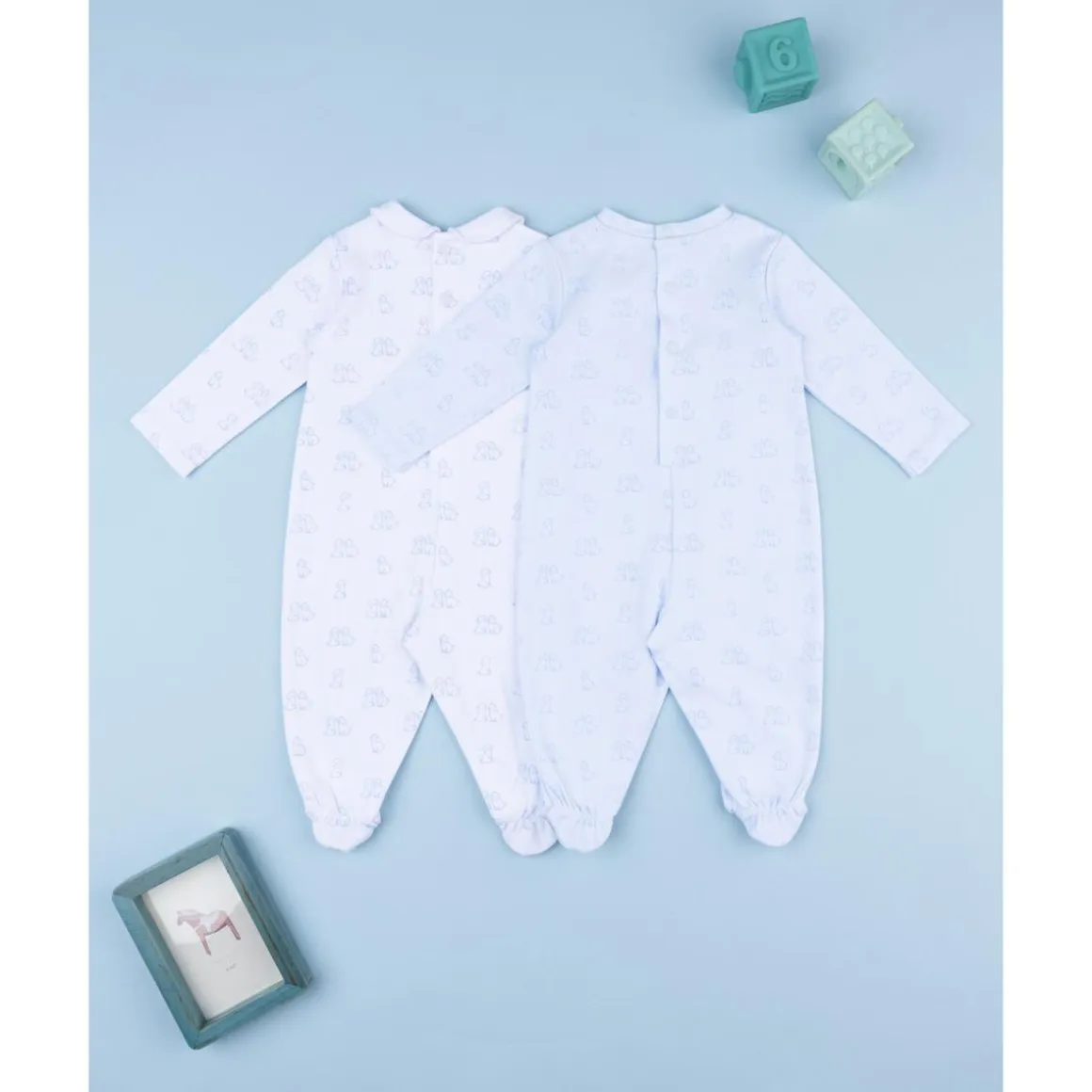 Pack 2 pijamas de bebé niño en terciopelo blanco y azul