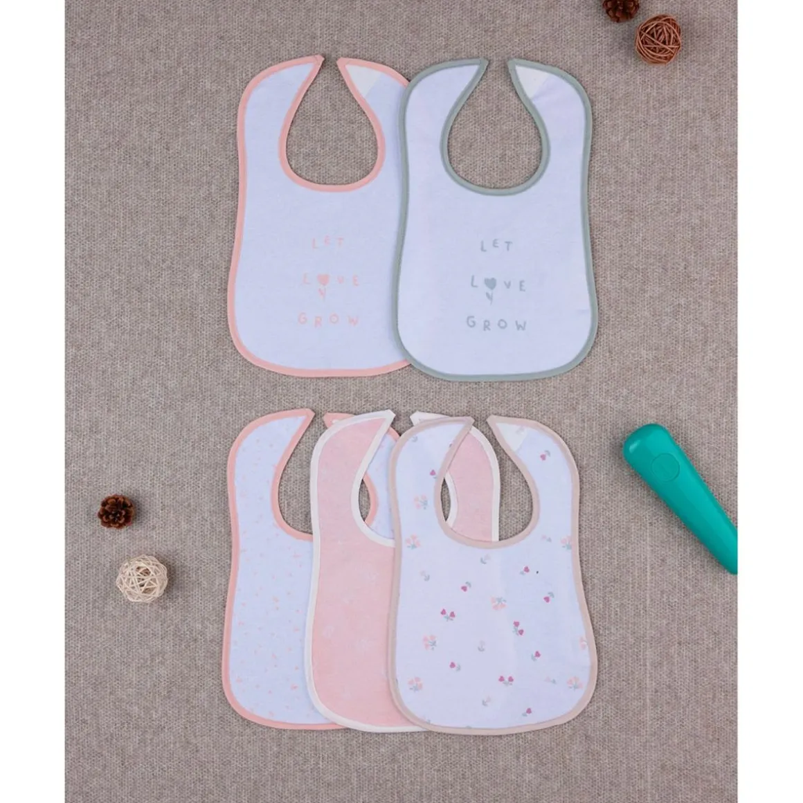 Pack de 5 Baberos de Rizo para Niña