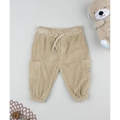Pantalón beige de pana suave para niño