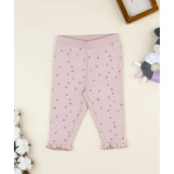 Pantalón de bebé rosa con estampado de corazones