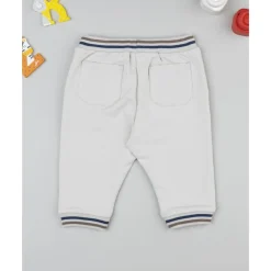 Pantalón gris para niño con parche de oso