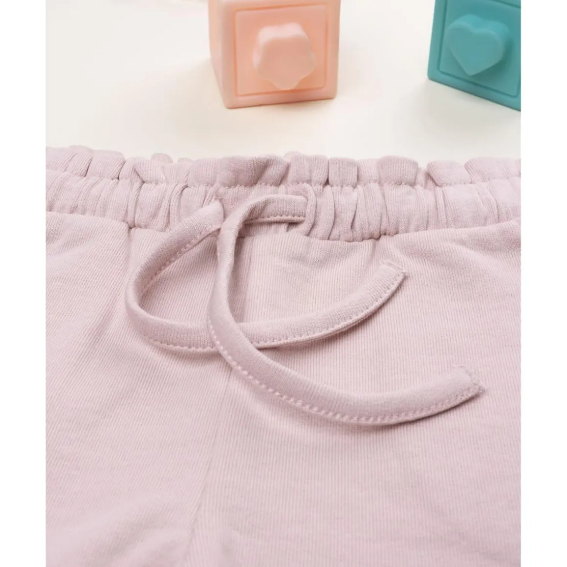 Pantalón niña rosa con cintura fruncida