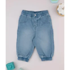 Pantalón niño azul denim con bolsillos