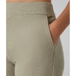 Pantalón premamá de pierna ancha verde “fake tricot”