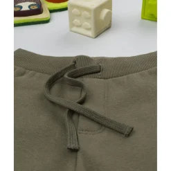 Pantalón verde oscuro para niño