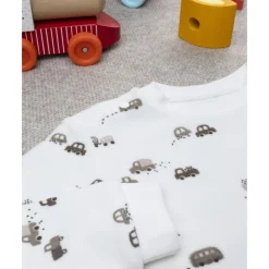 Pijama niño beige autos allover