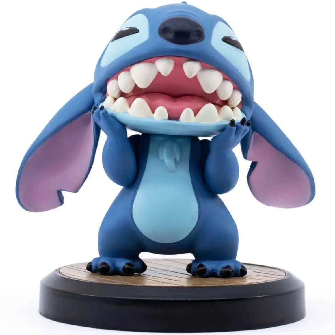 Stitch - Figura Art Gallery Series (Varios modelos)